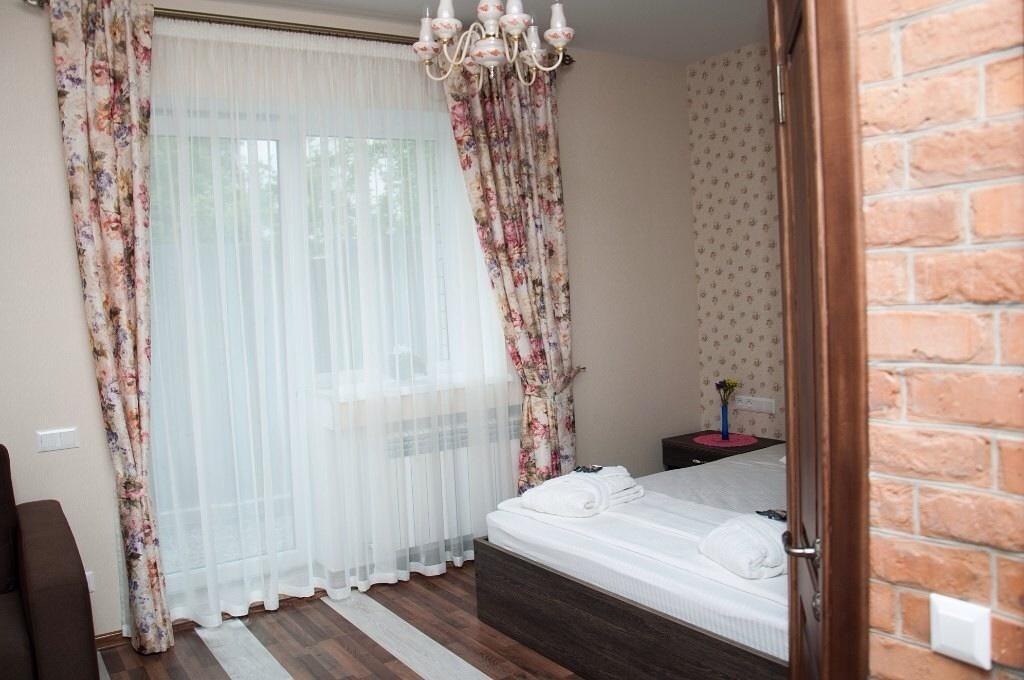 Отель Гостевой дом Бонжур Бердянск Номер фото